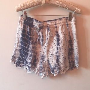 Flowy scalloped Top Shop shorts